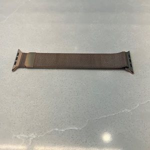 Rose Gold Milanese Loop 45mm Apple Watch Band